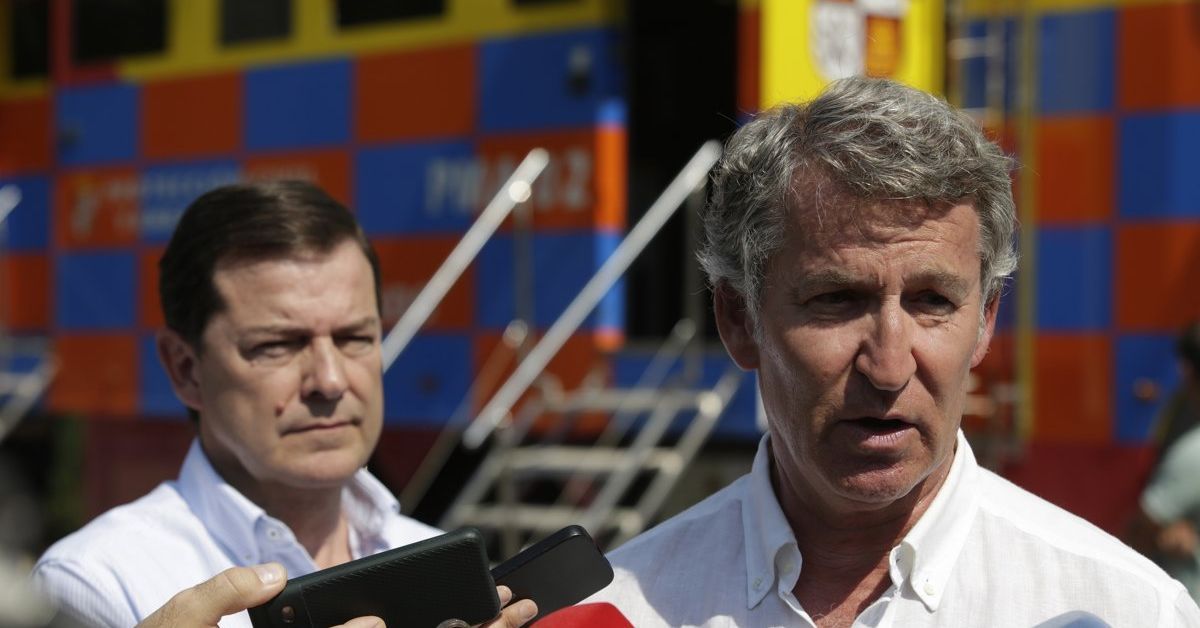 No es casual, es estrategia: Feijóo aplica la plantilla de la dana a los incendios para salvar a sus barones