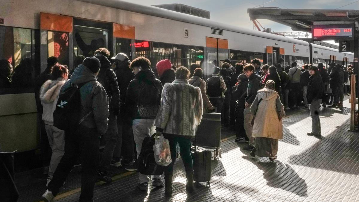 Rodalies opera con afectaciones en todas las líneas tras la desconvocatoria de huelga