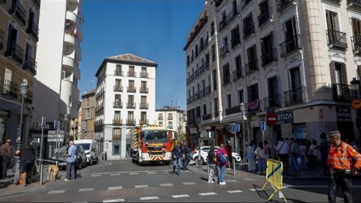 Así ha sido el derrumbe del forjado de un edificio en obras en el centro de Madrid