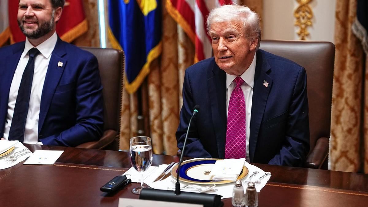 El presidente estadounidense, Donald Trump, pronuncia un discurso durante una reunión bilateral.