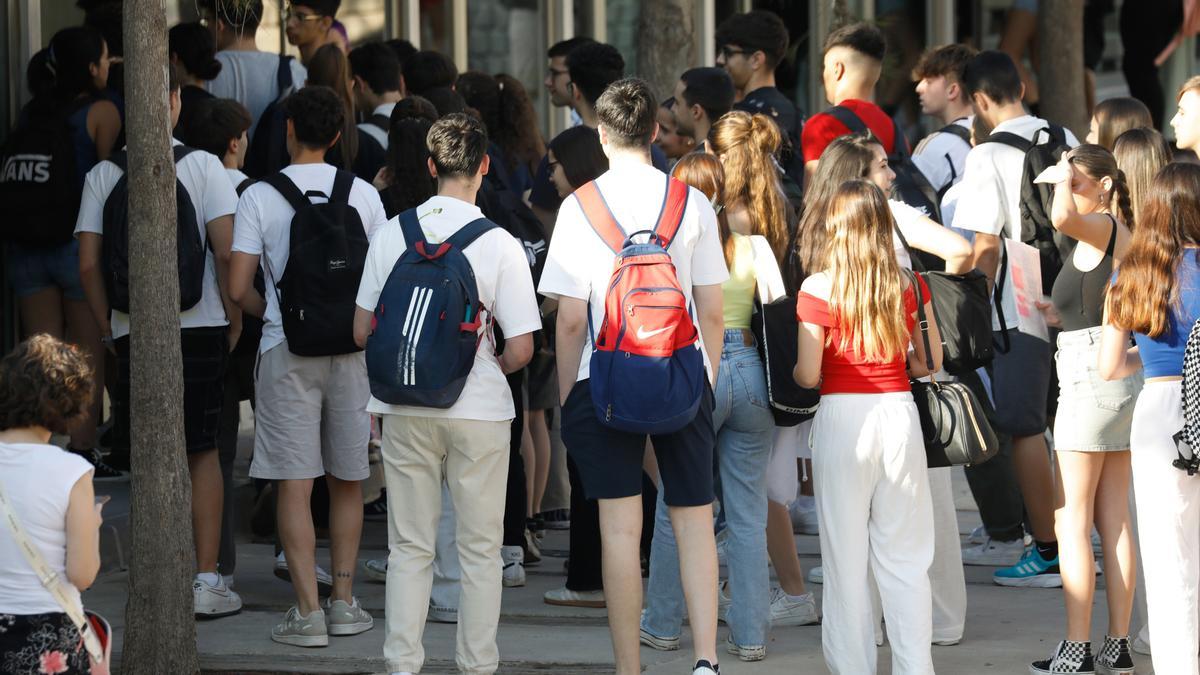 Un grupo de jóvenes.