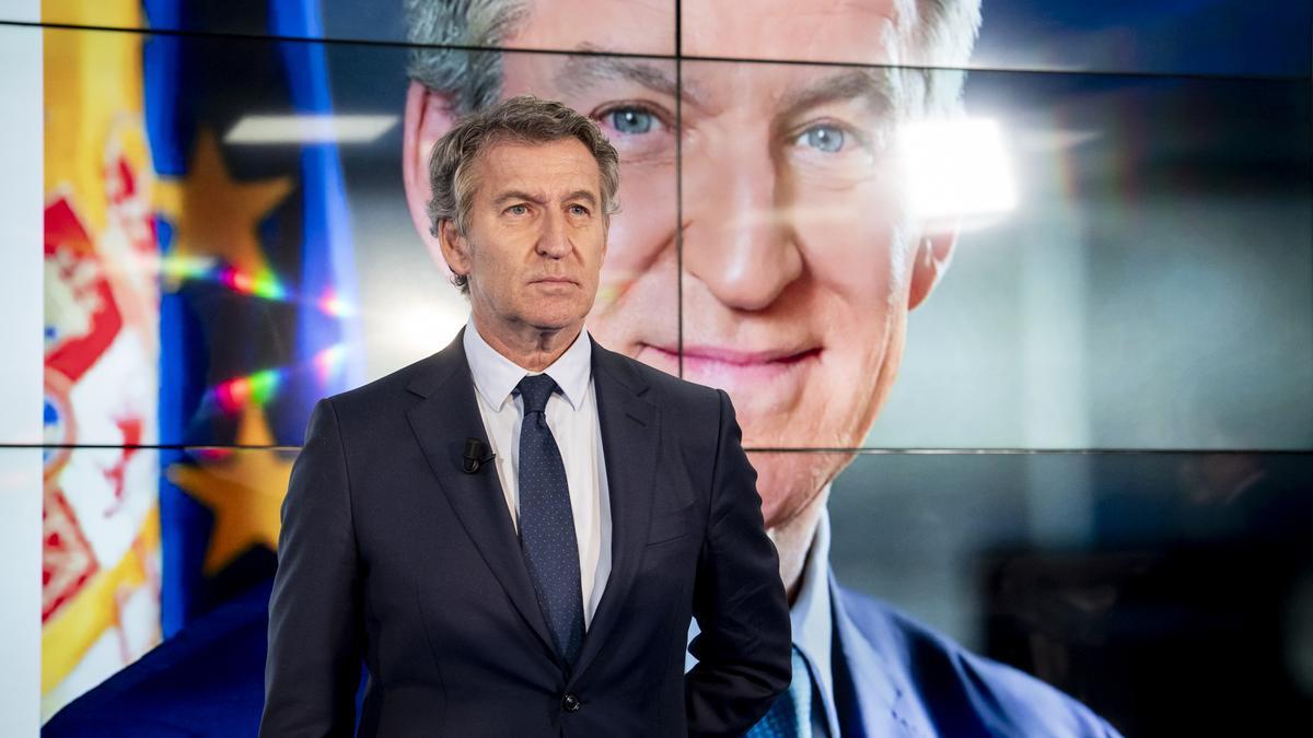 La oposición del 'no a todo' que el PP reprocha a Vox pero que Feijóo aplica a Sánchez