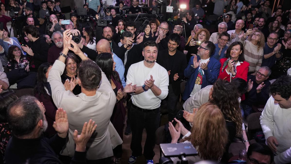 Emilio Delgado y Gabriel Rufián, durante el acto en Madrid.