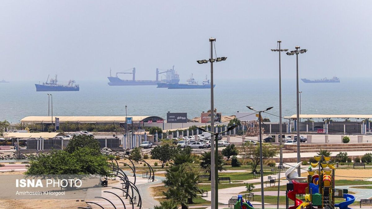 Irán y Estados Unidos acercan posturas, pero el petróleo y el gas están lejos de fluir de nuevo