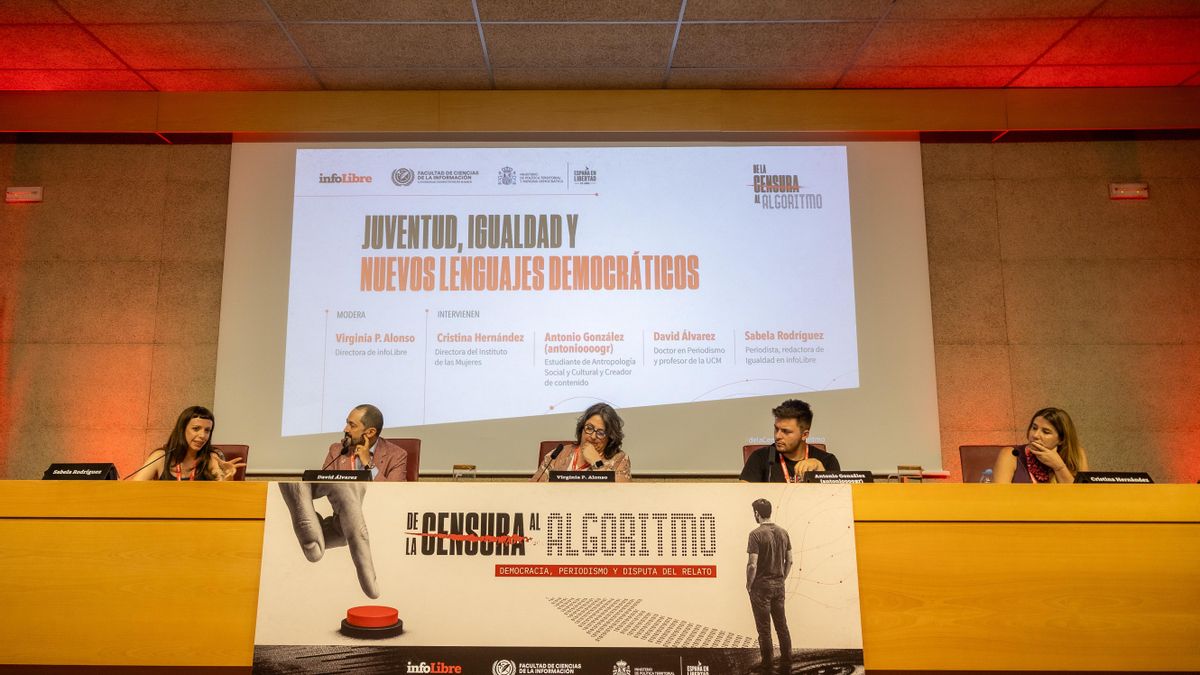 Del ágora al 'reel': juventud y feminismo disputan el relato democrático frente a la extrema derecha