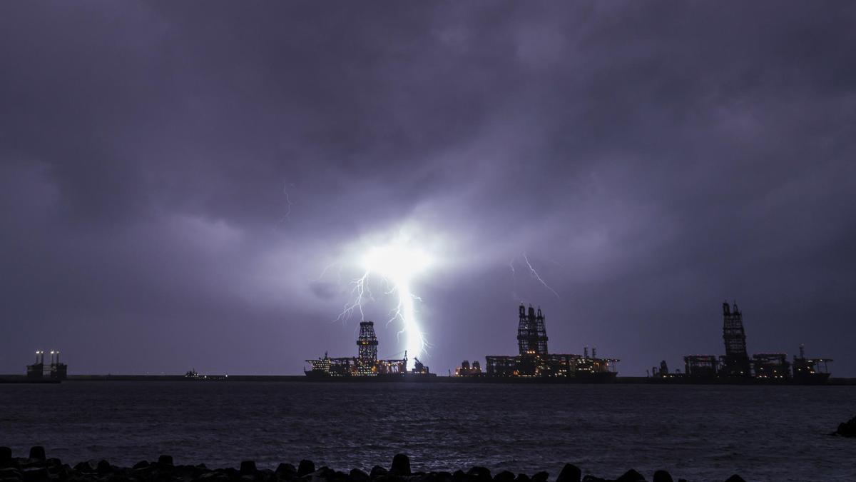 Emilia pone en alerta roja por lluvias torrenciales a Andalucía y la Comunidad Valenciana