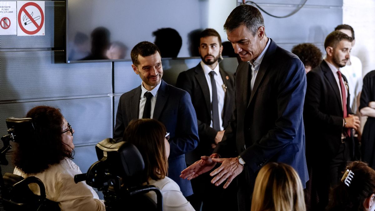Pablo Bustinduy y Pedro Sánchez.