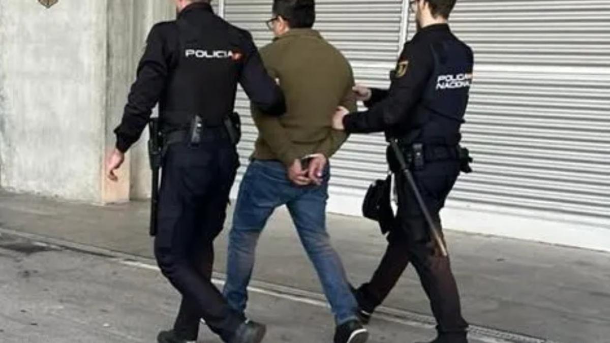 Traslado del sospechoso.