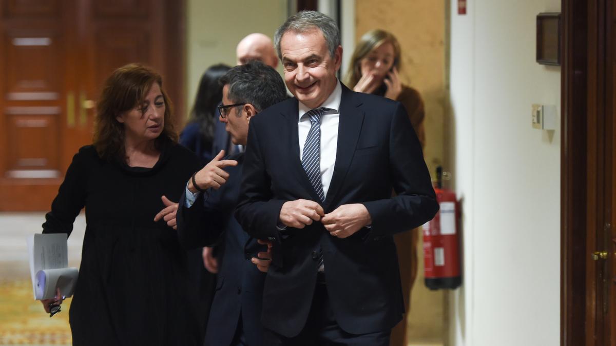 El expresidente del Gobierno José Luis Rodríguez Zapatero durante el acto de homenaje a José Enrique Serrano Martínez.