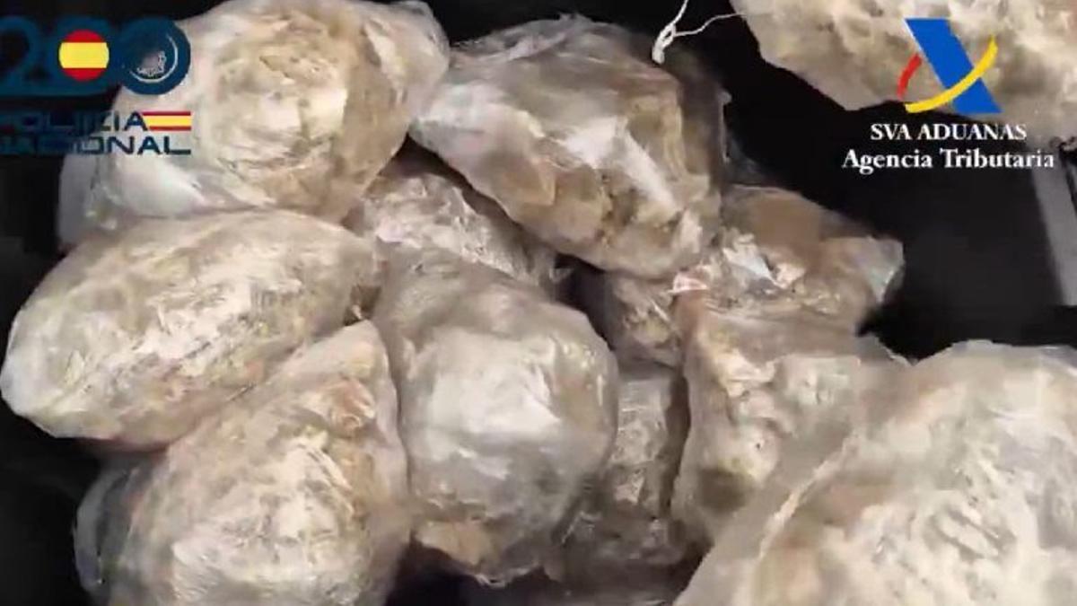 Pasta base localizada.