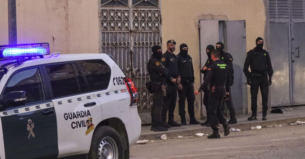 Security investigation in Ceuta with an NGO regarding pepper spray