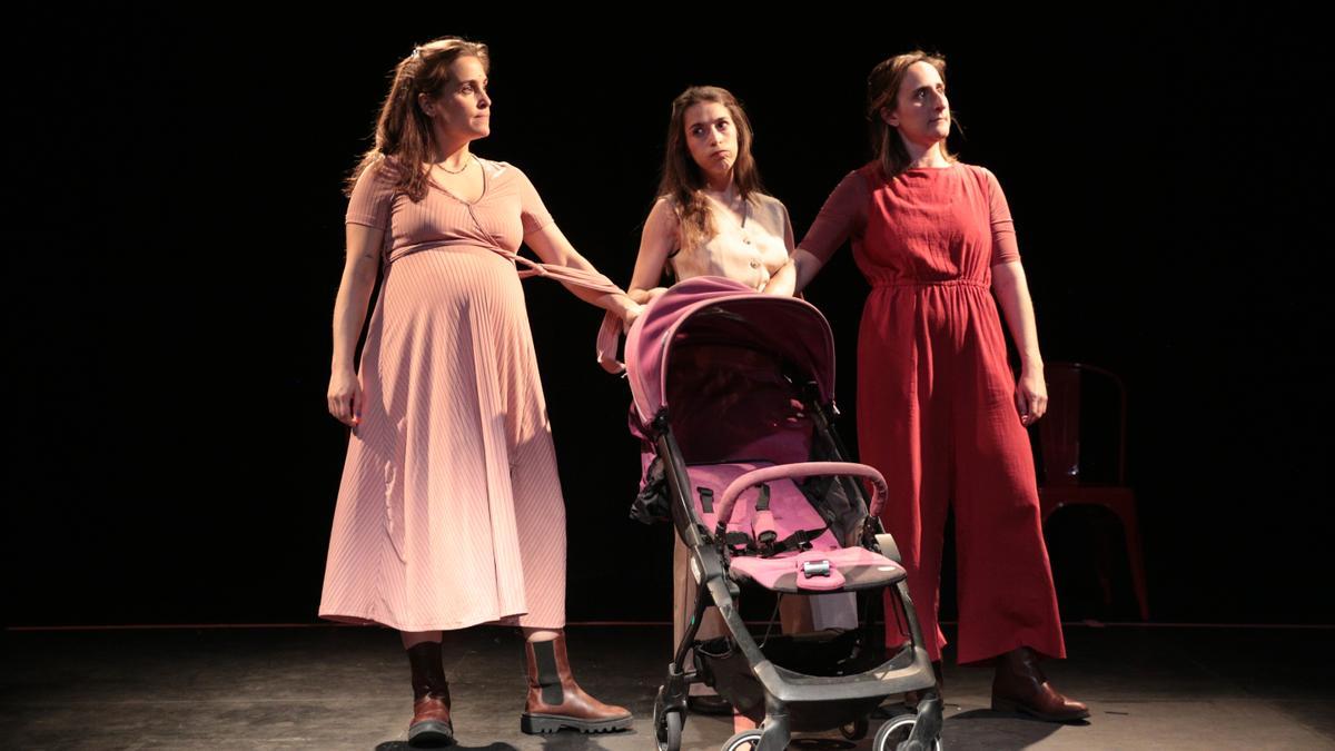 'Fantásticamente bien' habla de la maternidad alto y claro en el teatro: 