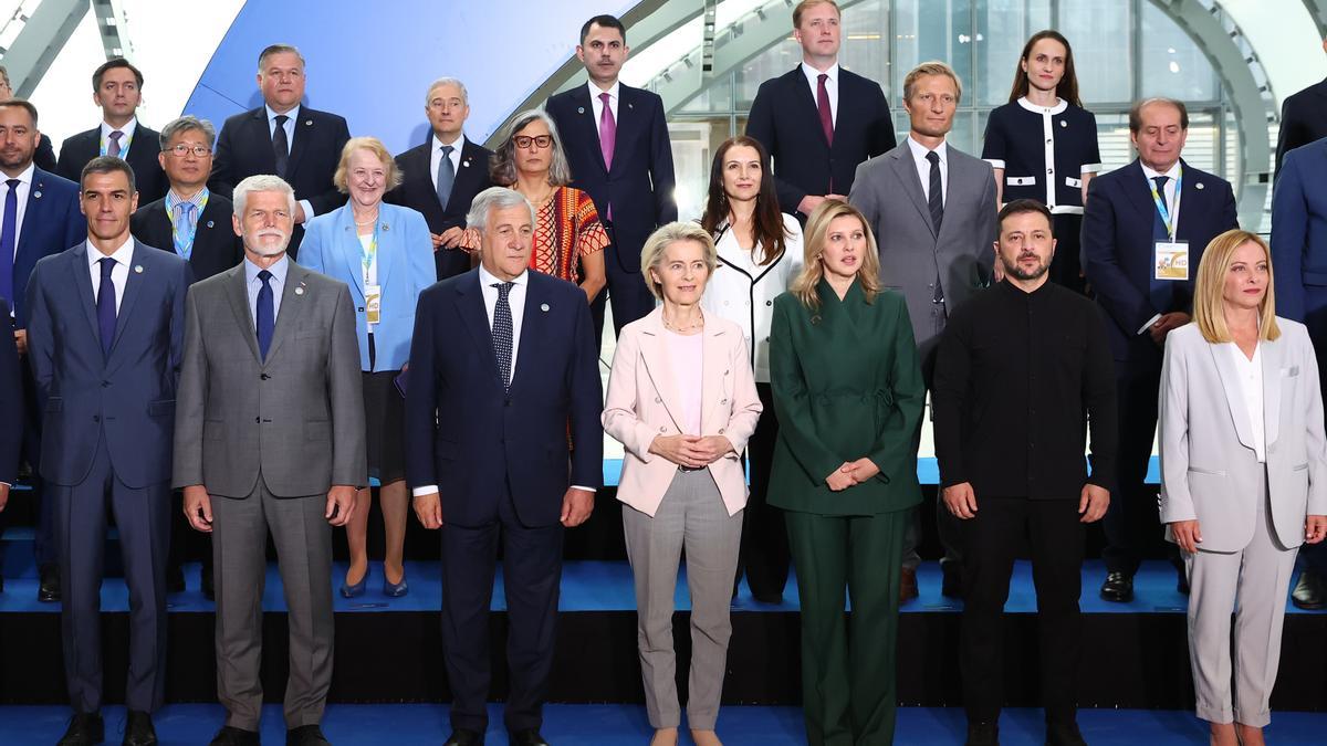 Un 'Plan Marshall' para Ucrania: Europa promete a Zelenski 10.000 millones para reconstruir el país