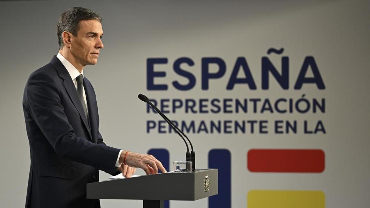 El presidente del Gobierno, Pedro Sánchez, durante la rueda de prensa ofrecida tras el Consejo Europeo Informal celebrado este jueves en Bruselas.