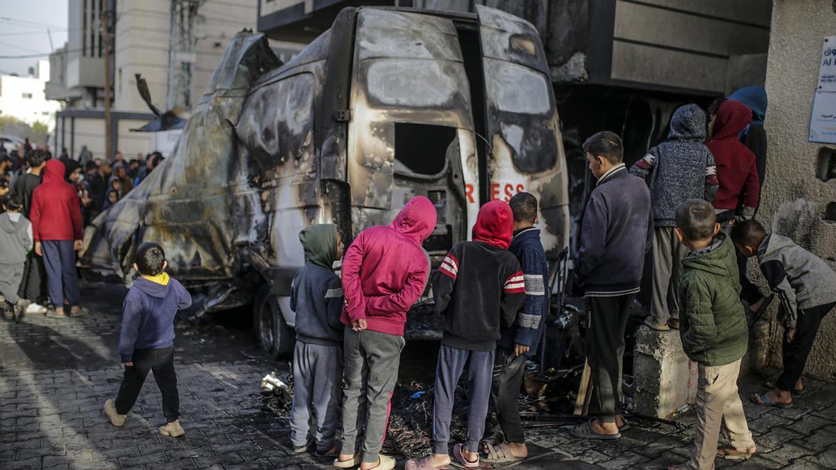 Cinco periodistas muertos en ataque israelí de la noche a la mañana en el centro de Gaza