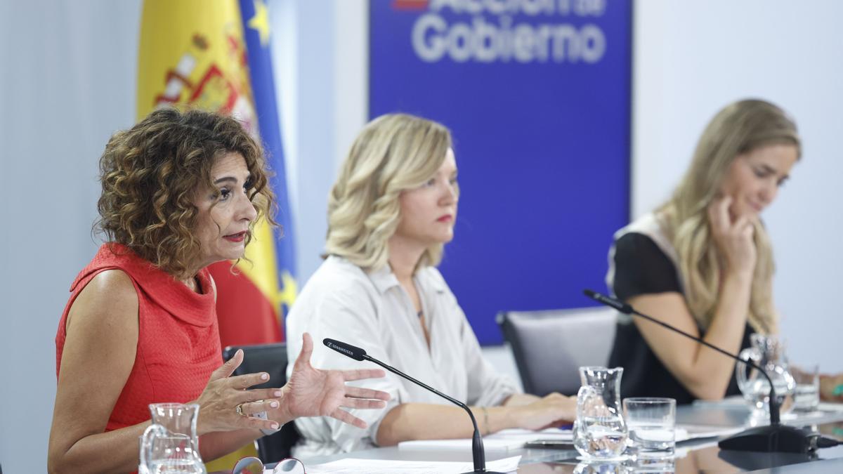 El Gobierno asegura que siete de cada diez euros condonados benefician a comunidades del PP